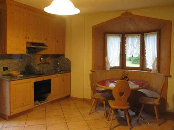 Chalet Cambra Livigno Bagian luar foto